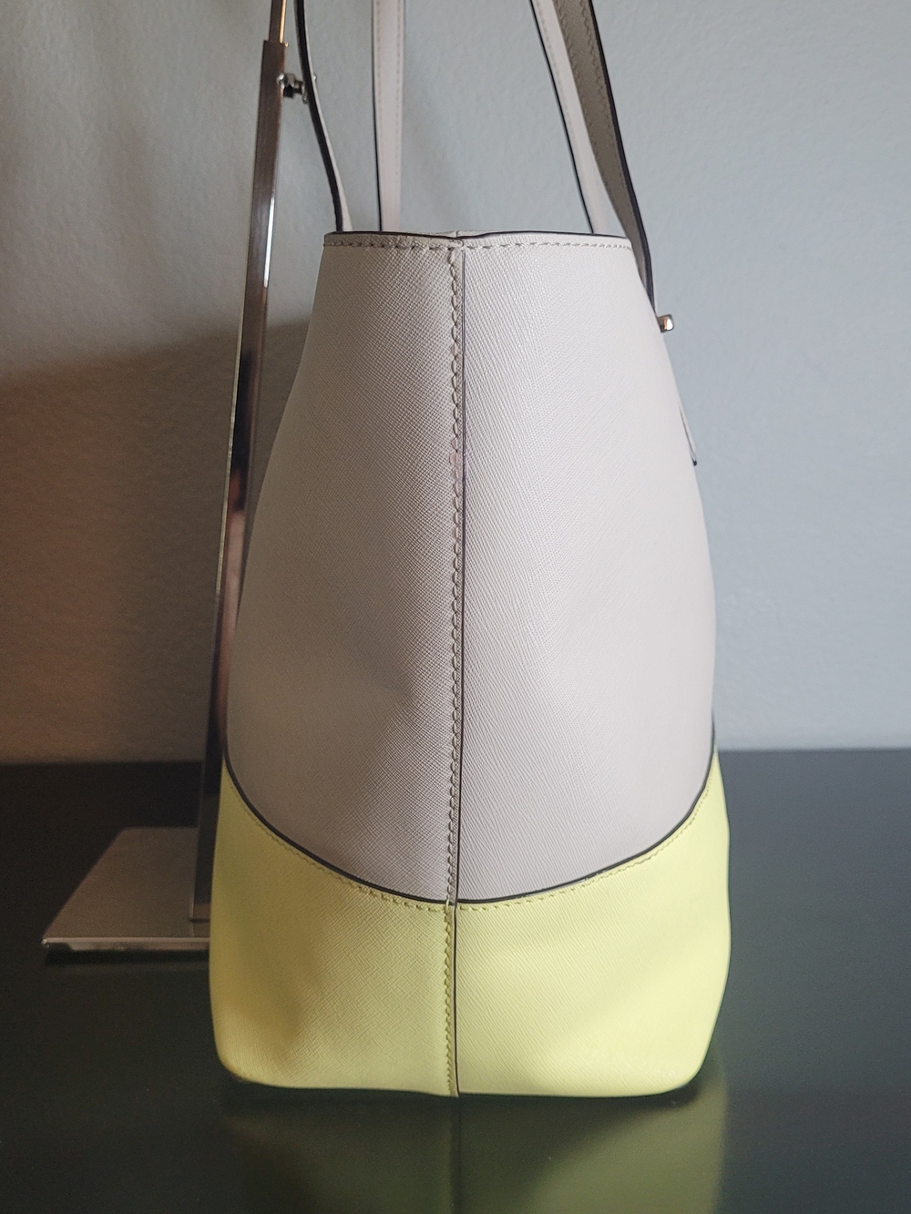 KATE SPADE Cedar Street MEDIUM HARMONY TOTE - Picture 5 of 14